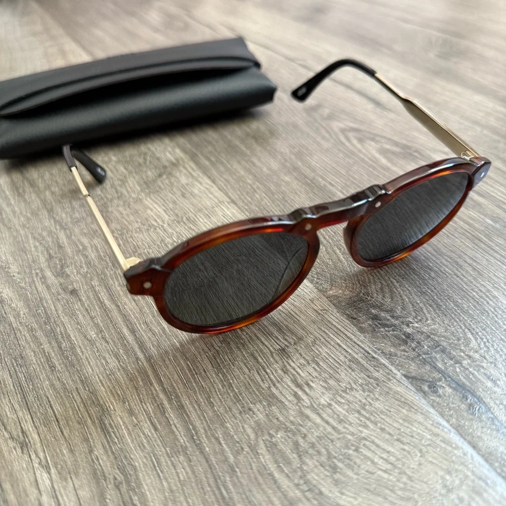 Ottoto Solon Tortois Gold Women Sunglasses 32-001290 / 49-18-145 USED